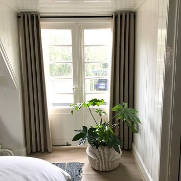 gordijnen met inslagringen Ties 2